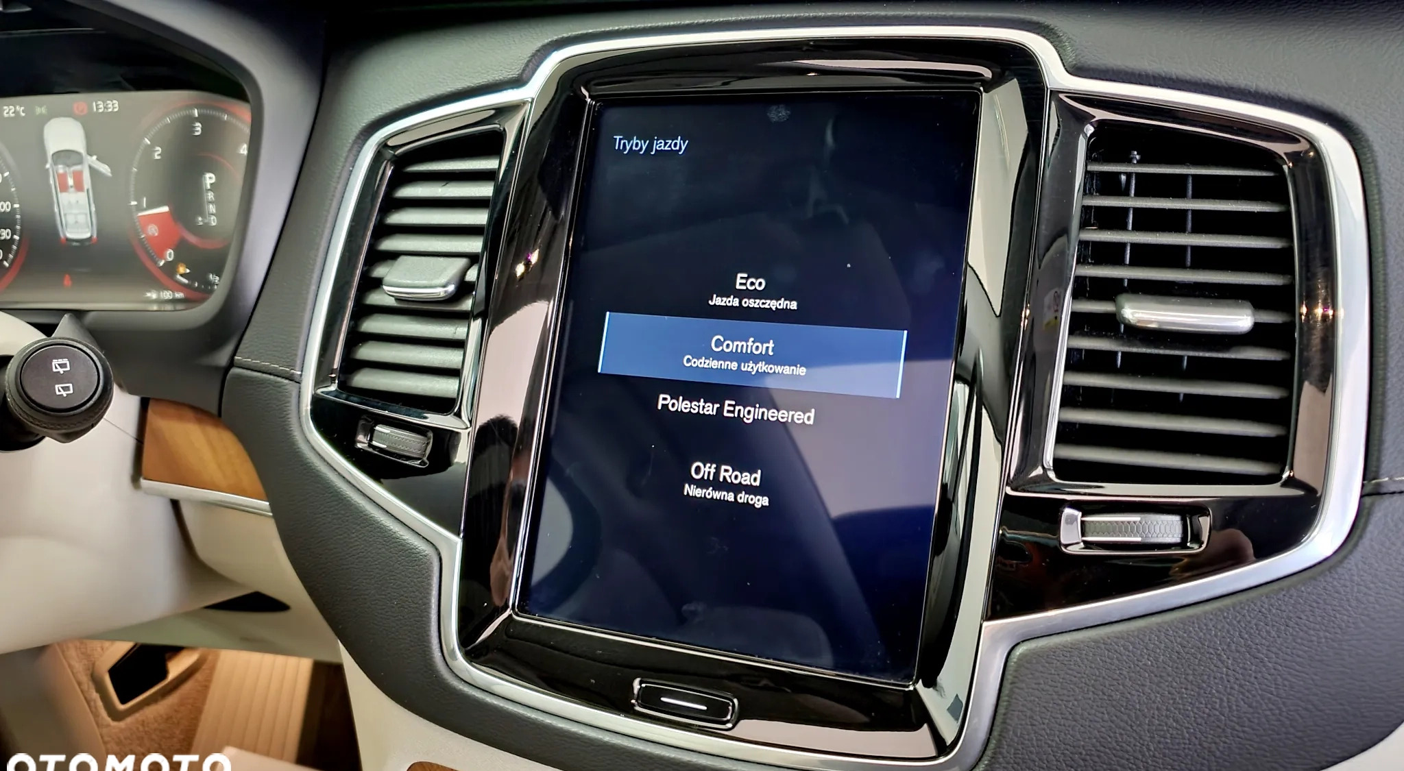 Volvo XC 90 cena 197900 przebieg: 125000, rok produkcji 2019 z Zalewo małe 781